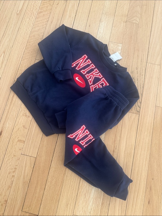 Nike Other - Nike 4T